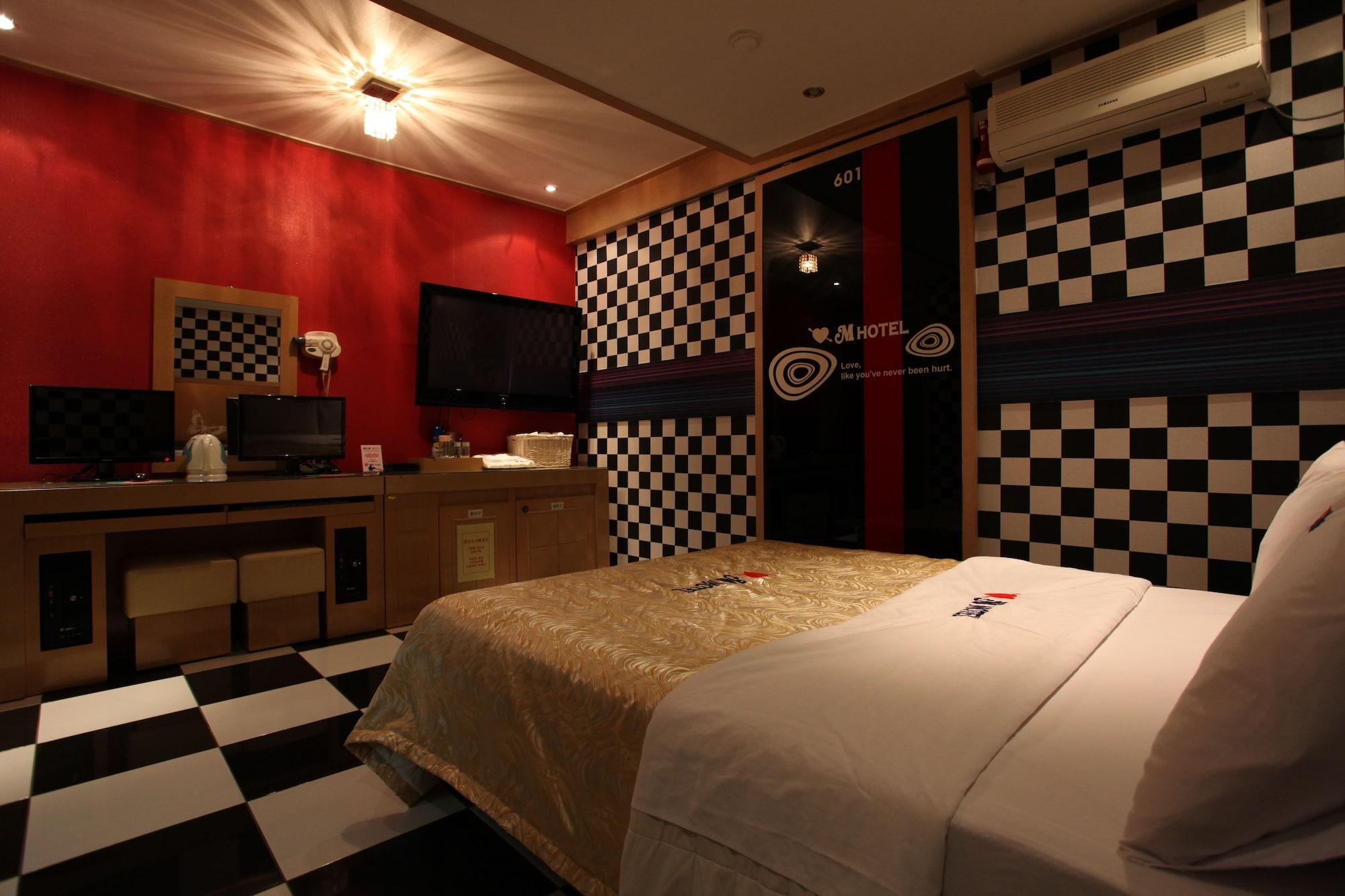 بيونجتايك M Motel Songtan المظهر الخارجي الصورة