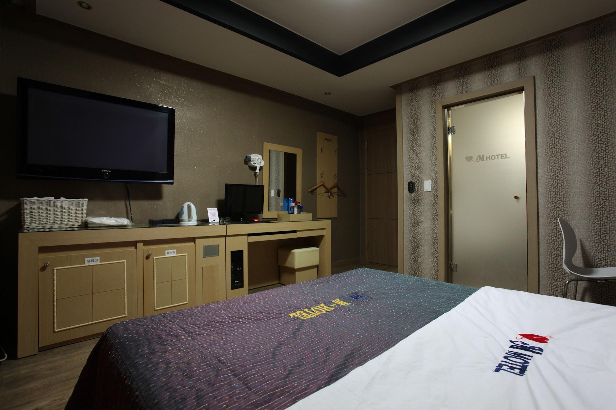 بيونجتايك M Motel Songtan المظهر الخارجي الصورة