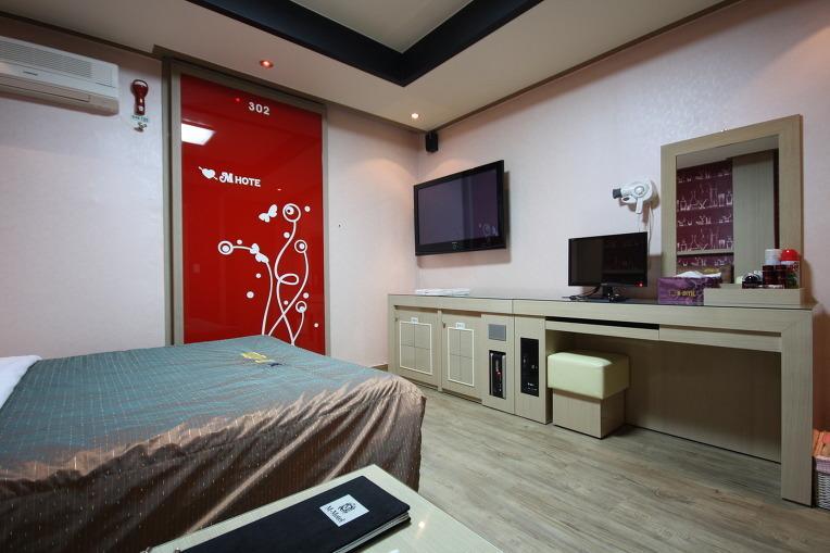بيونجتايك M Motel Songtan الغرفة الصورة
